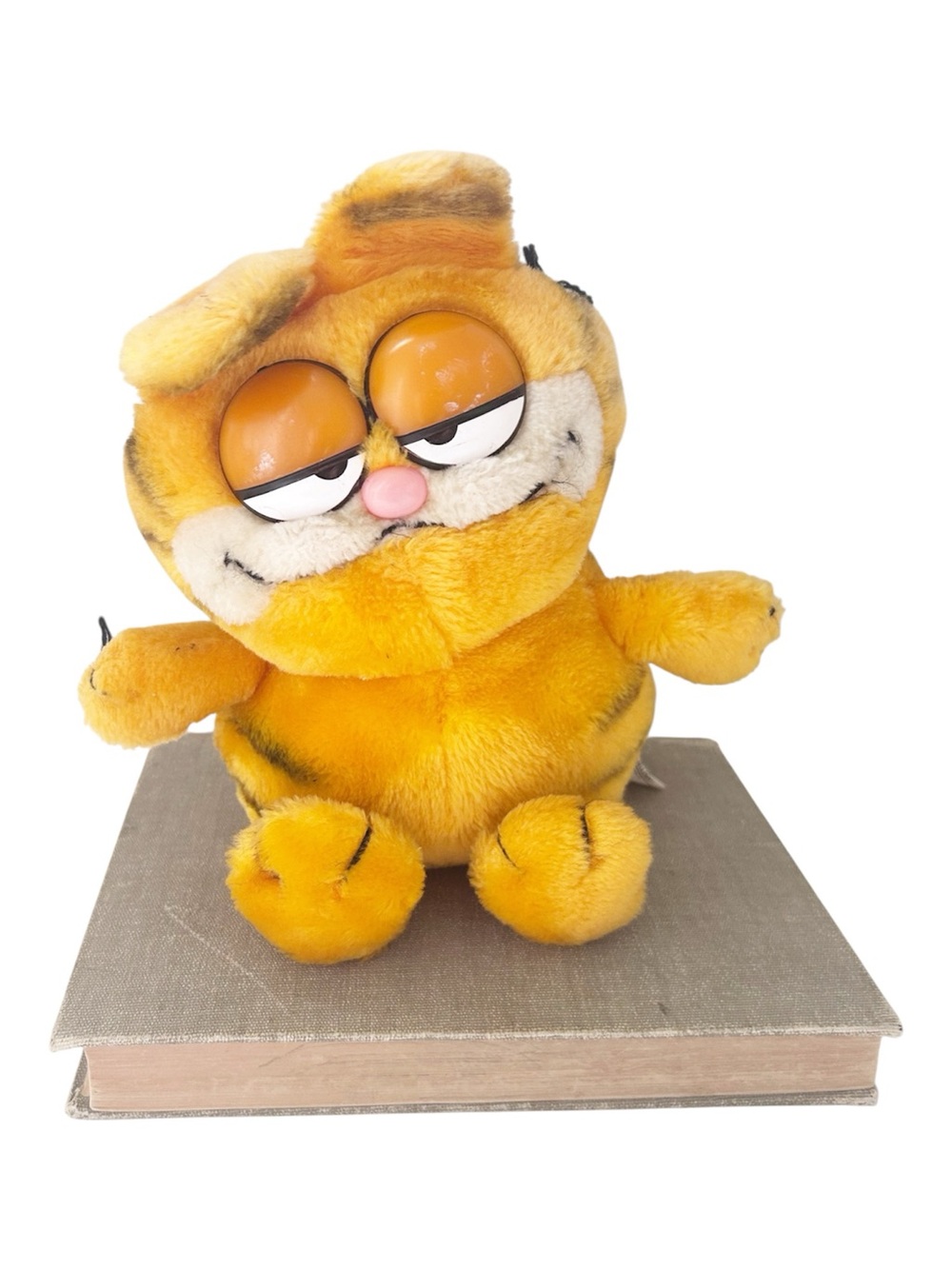 Vintage 1978 Garfield Stuffed Plush  Fandom Collectible